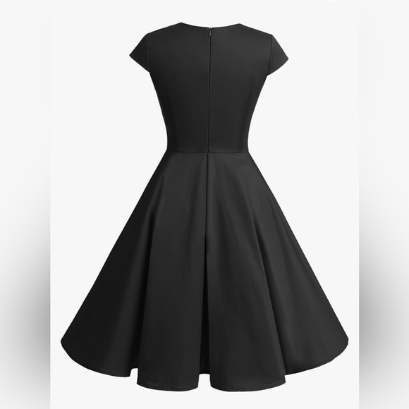 Retro Swing Dress - Picture 3 of 7